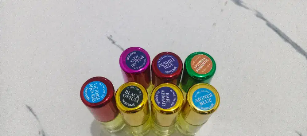Niken larfum menjual segala aroma parfum buat pria/wanita.