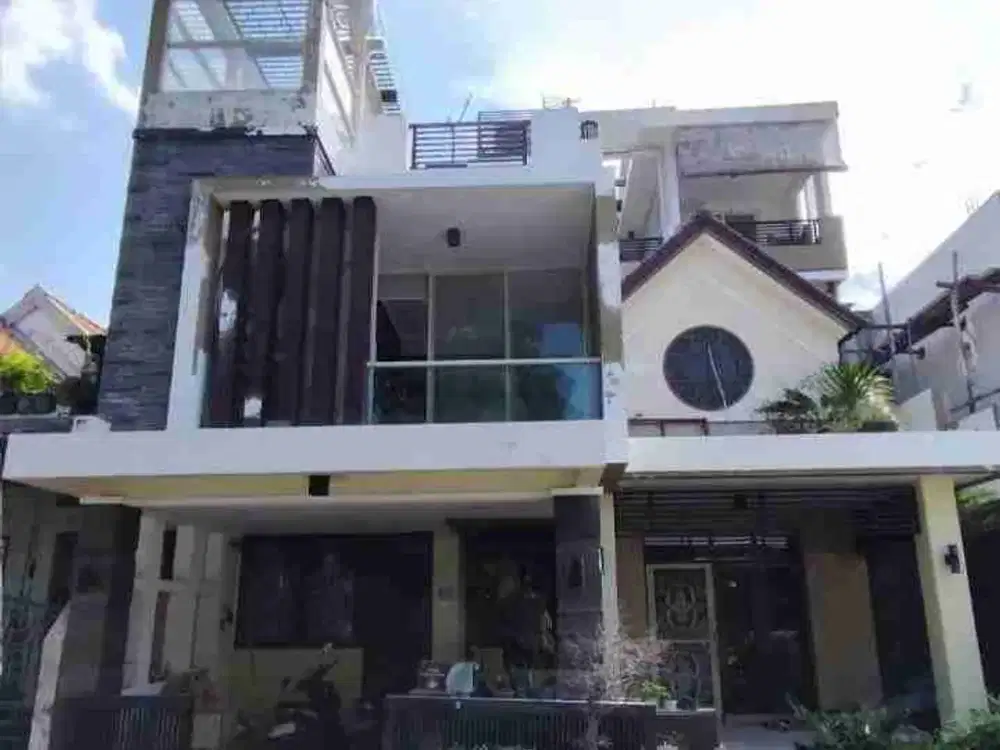 PURI WIDYA KENCANA Kamar 7 ‼️ Jual Rumah Citraland Lebar 10  Split Level 3 Lantai