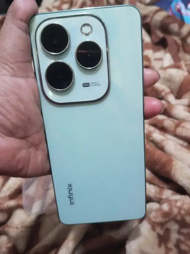 Infinix hot 40pro Ram 8++/256 TERAWAT