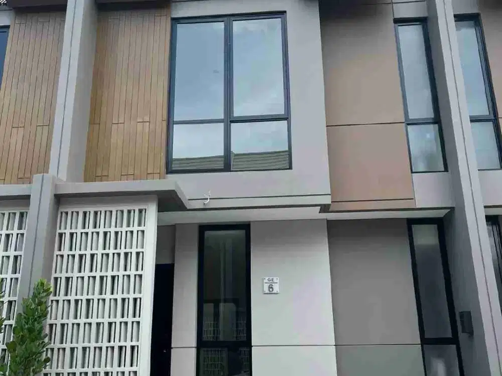 rumah full furnish sumarecon crown gading harapan indah