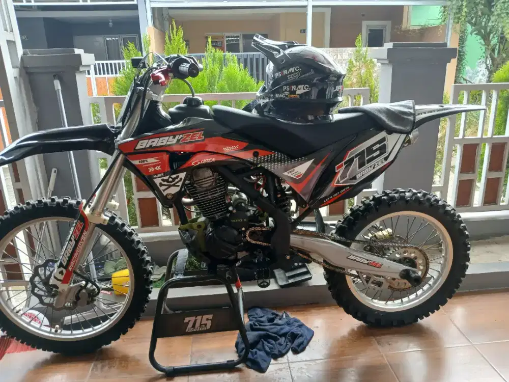 Jual cepat 7 aja BU ,KLX gordon mesin diablo 200cc