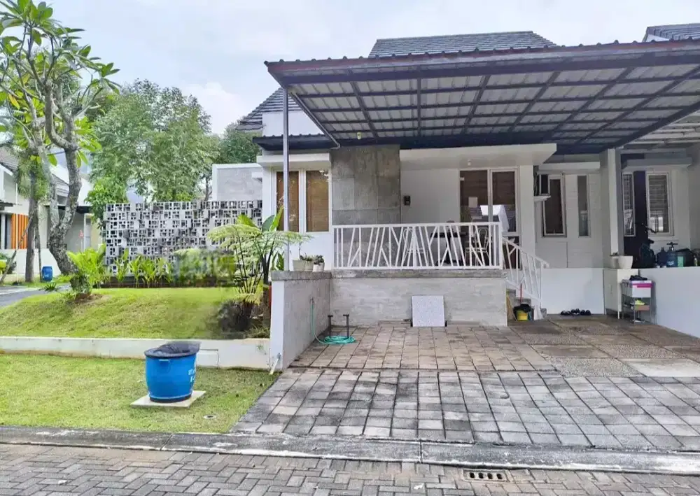 Full Furnished Rumah Di Graha Taman Pelangi Bsb City