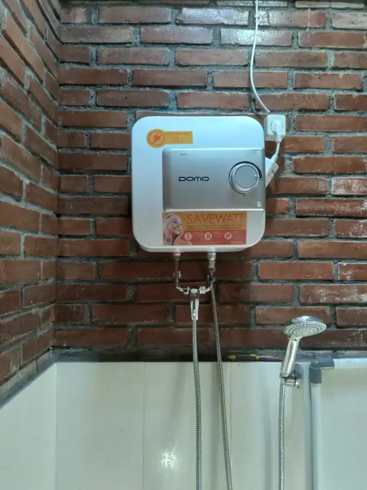 WATER HEATER LISTRIK - MANDI AIR HANGAT PRAKTIS