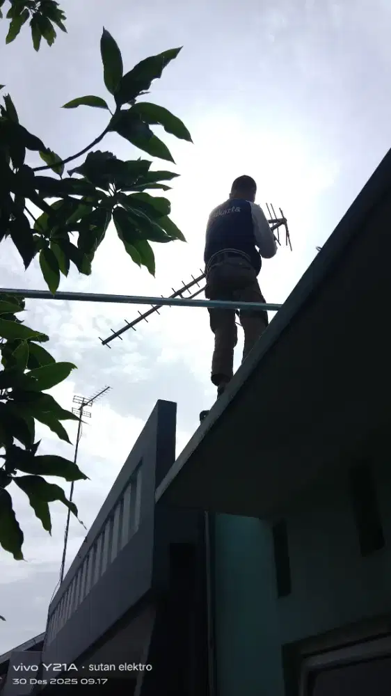 Agen pemasangan Antenna tv digital terdekat bisa pararel