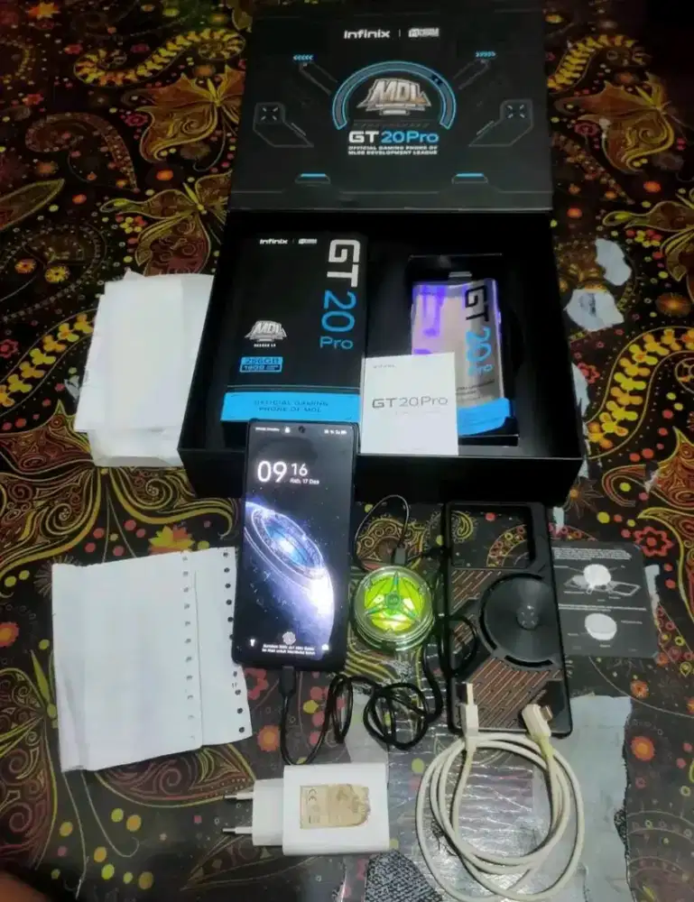 INFINIX GT 20 PRO 8+8/256 + Coller