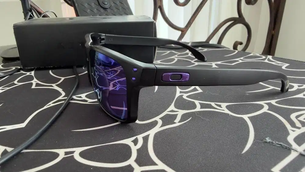 kacamata oakley original violet edition