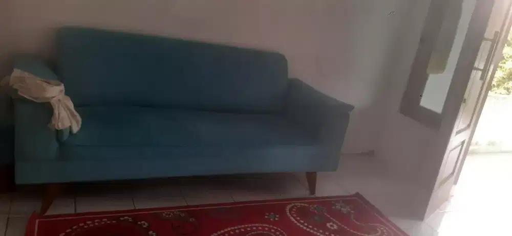 Dijual sofa masih bagus