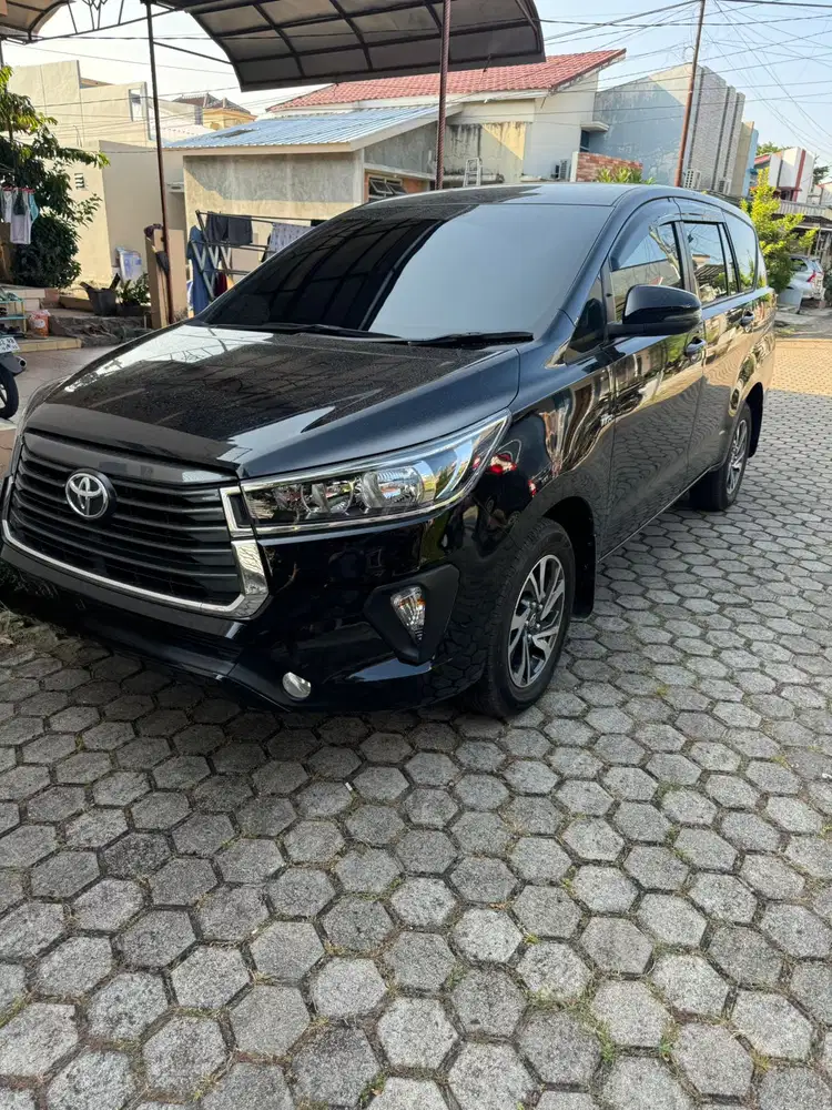 Toyota Kijang Innova 2023 Bensin