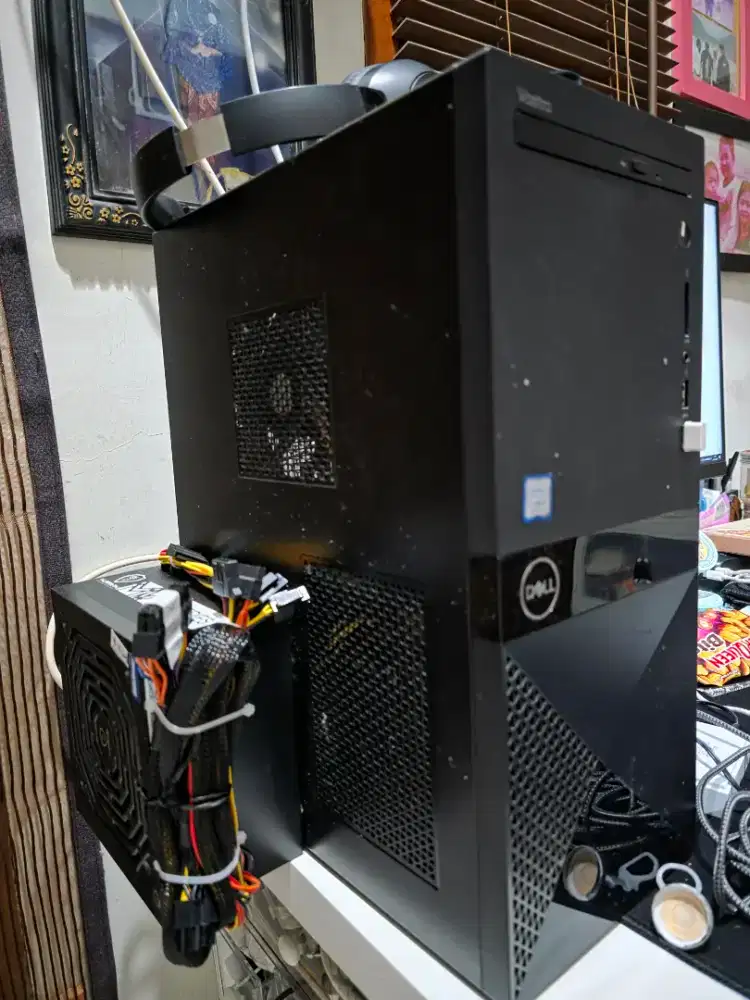 Komputer Dell i5 9400, RX6600XT, RAM 32GB, 512 M2