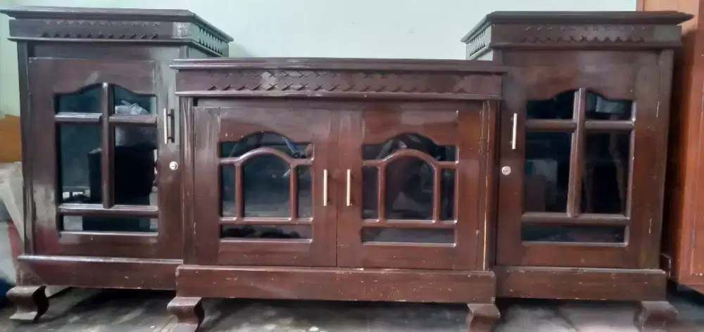 Dijual cepat lemari / rak TV cantik, nego sampai jadi