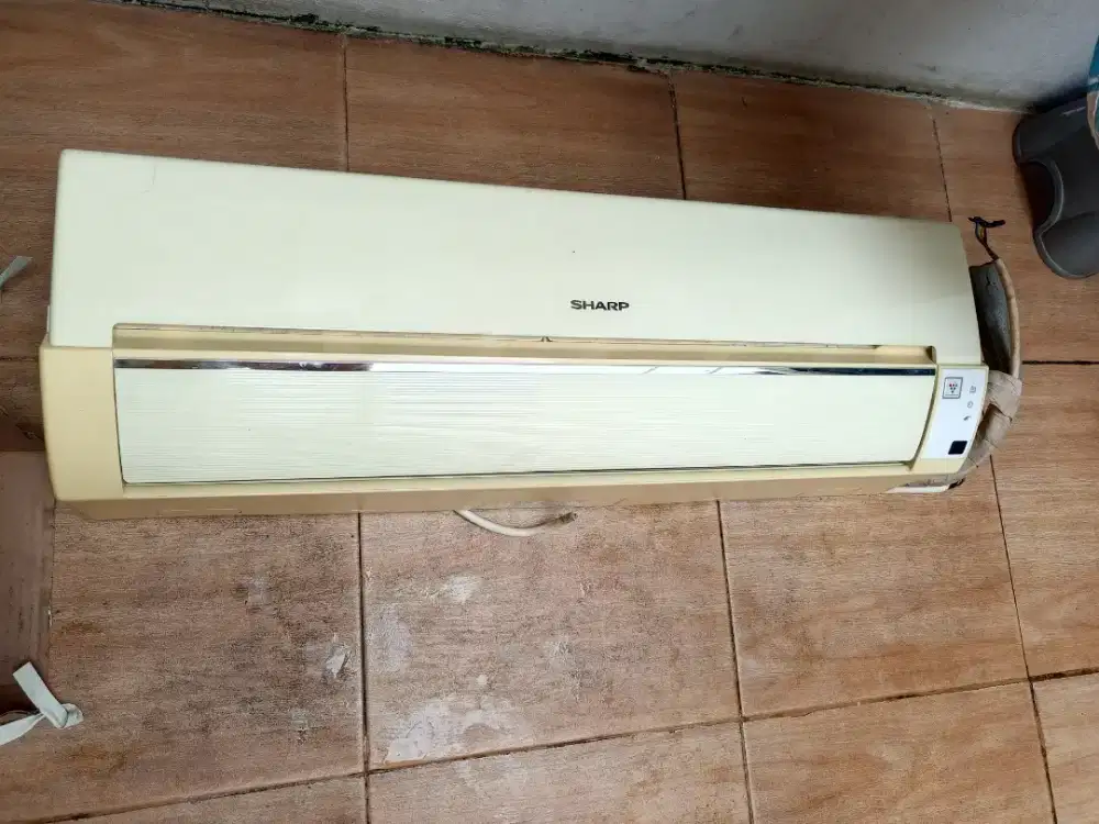 AC SHARP 1 PK dan Mesin AC outdoor second