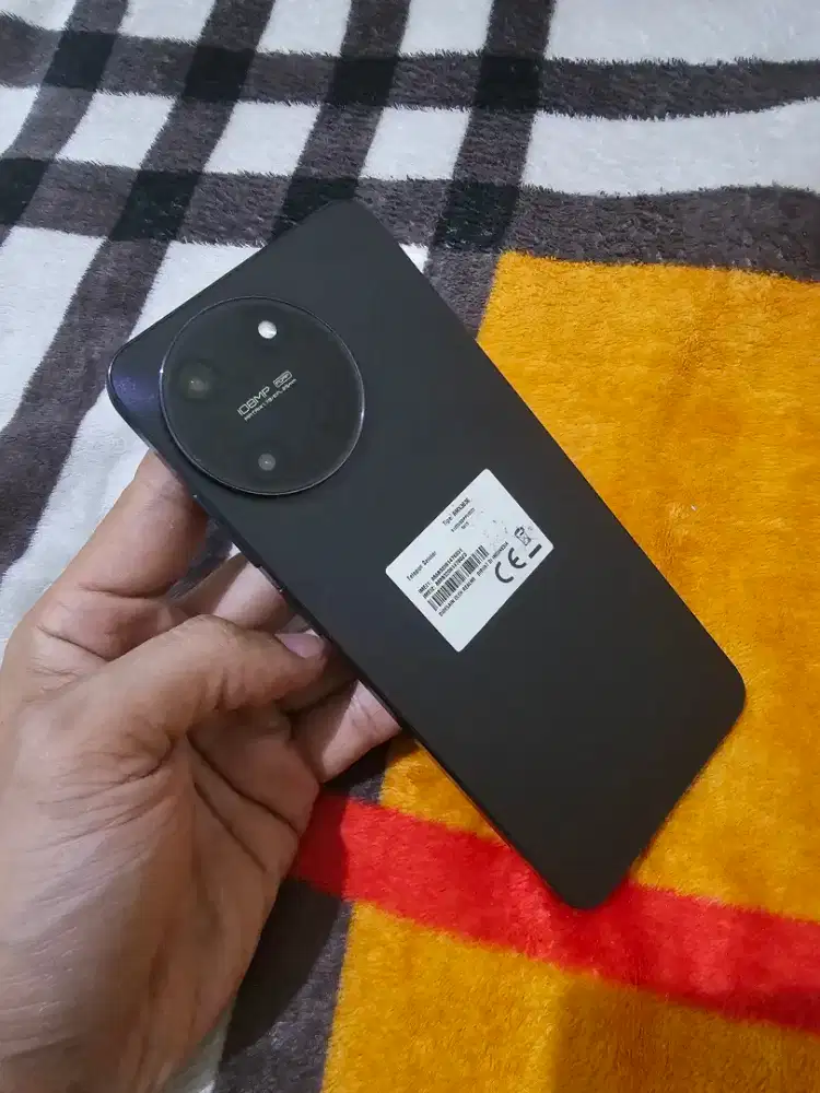 Realme 11 8/256 lengkap mulus normal bs tt