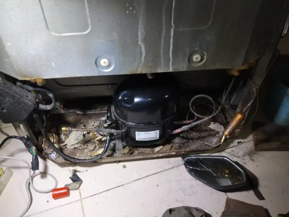 SERVICE CUCI AC, KULKAS, FREEZER, MESIN CUCI DSB