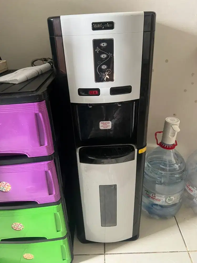 Dispenser MIYAKO galon bawah