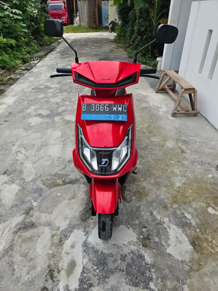 UNITED MX 1200 mulus km rendah