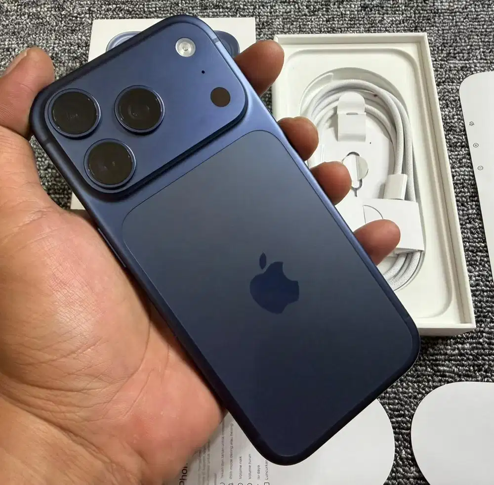 IPhone 17 Pro 256 GB Deep Blue IBOX ( TT/BT )