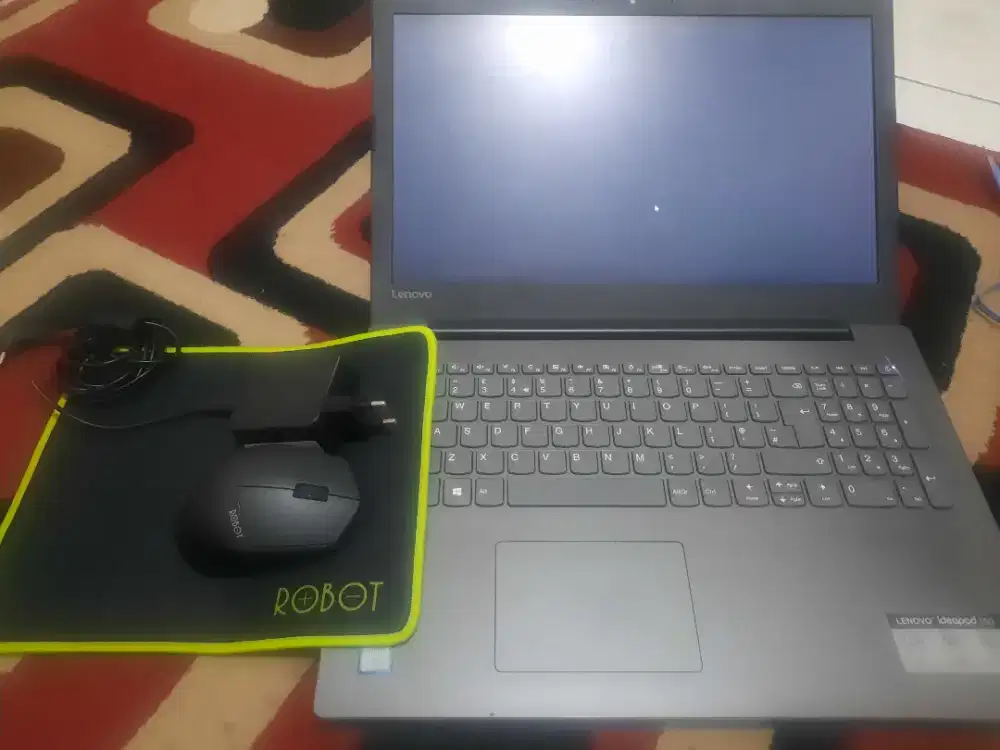 Laptop Lenovo ideapad 330 core i3