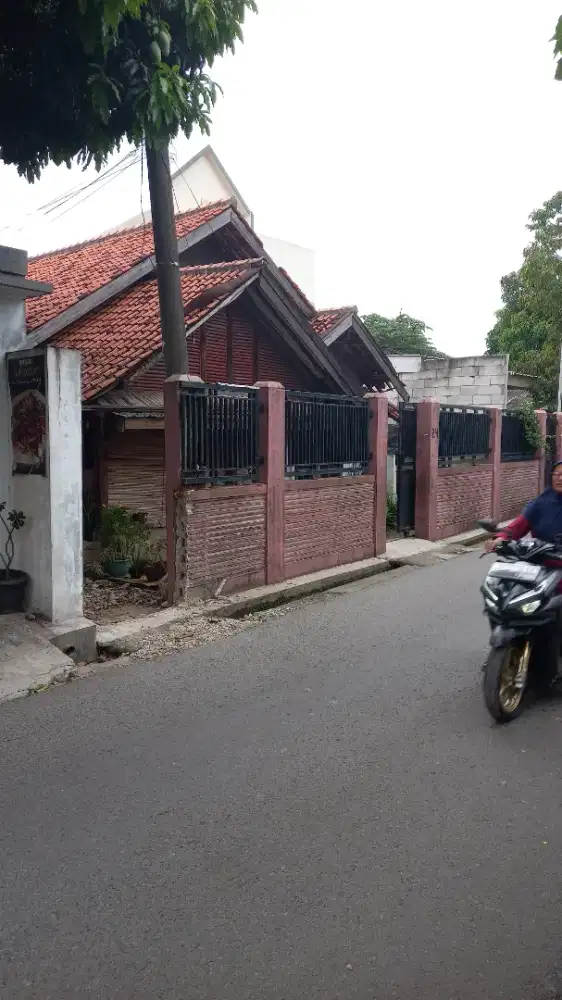 TANAH DEKAT STASIUN +KONTRAKAN 7PINTU PSR MINGGU