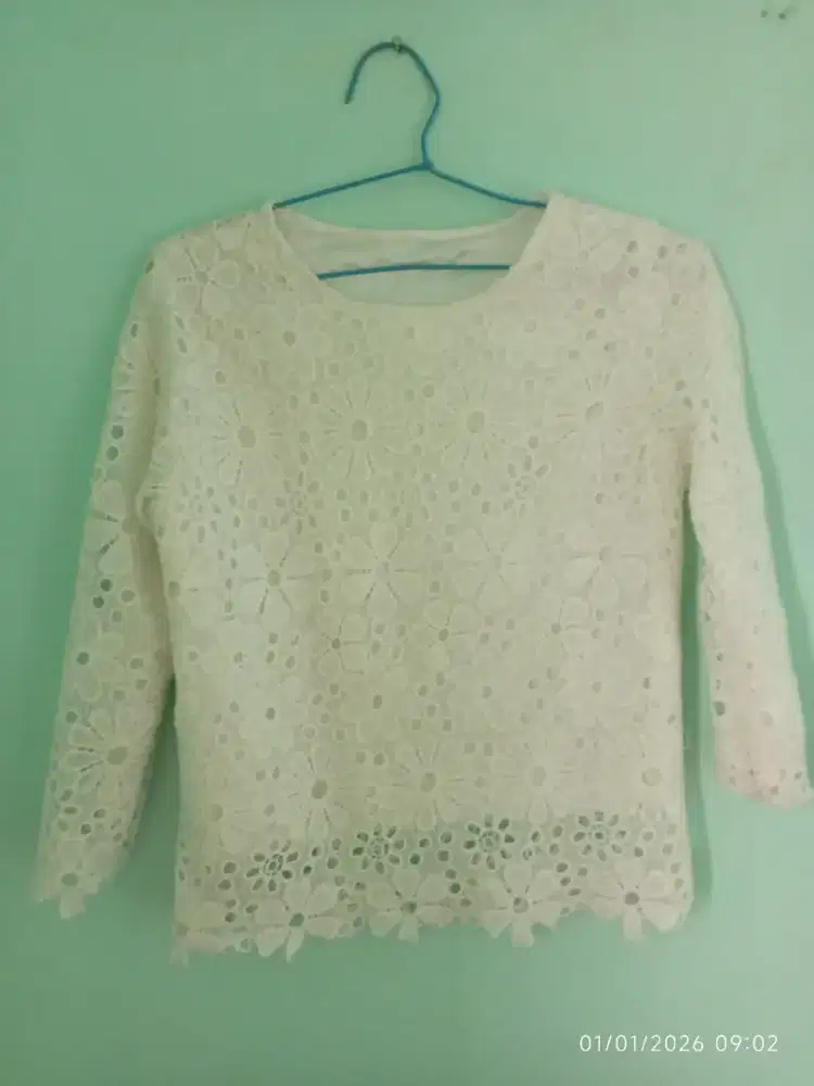 Atasan dan gamis wanita