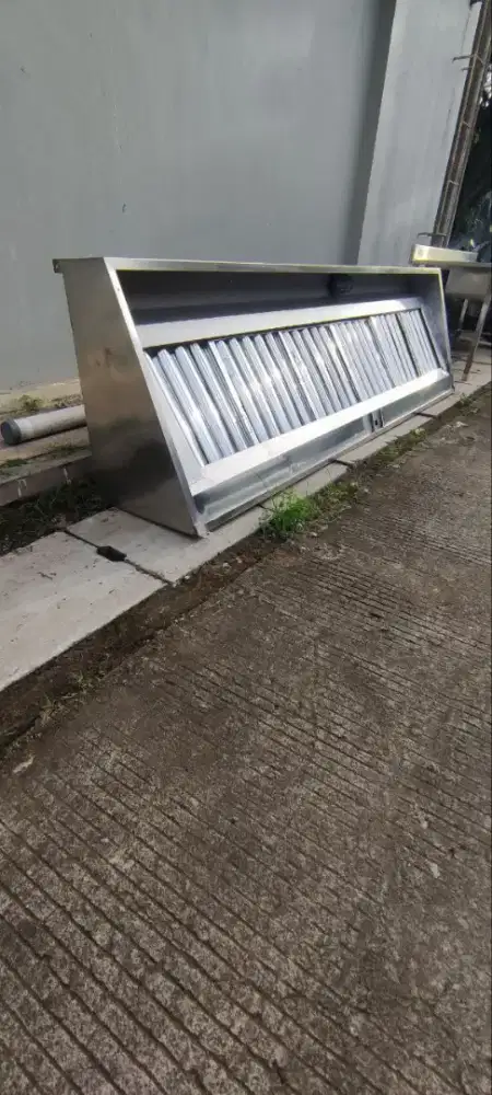 Hood complete 
Filter baru lampu baru
300x80x50
Stainless 304 solid
