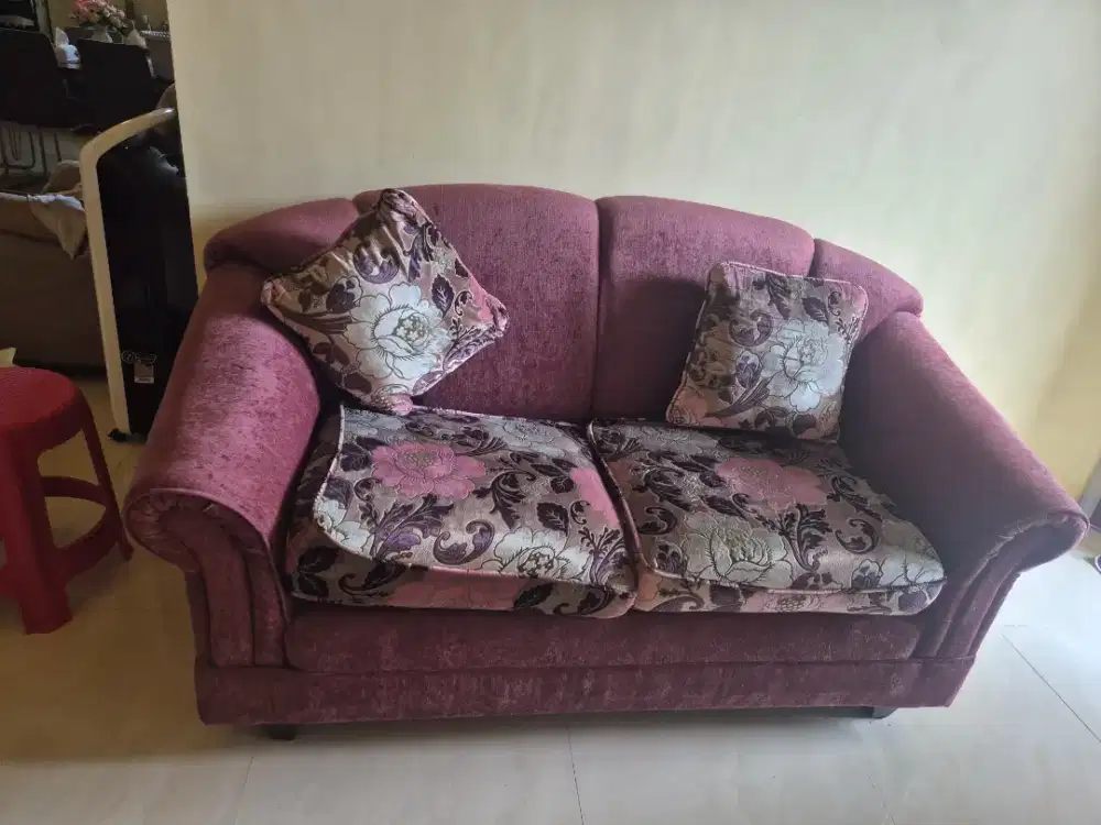 Kursi sofa kembang