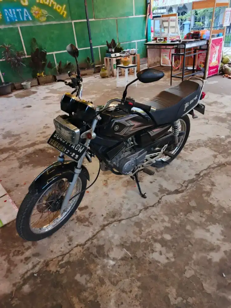 Jual santai klau ada yang mau beli RX king tahun 2004 surat lengkap