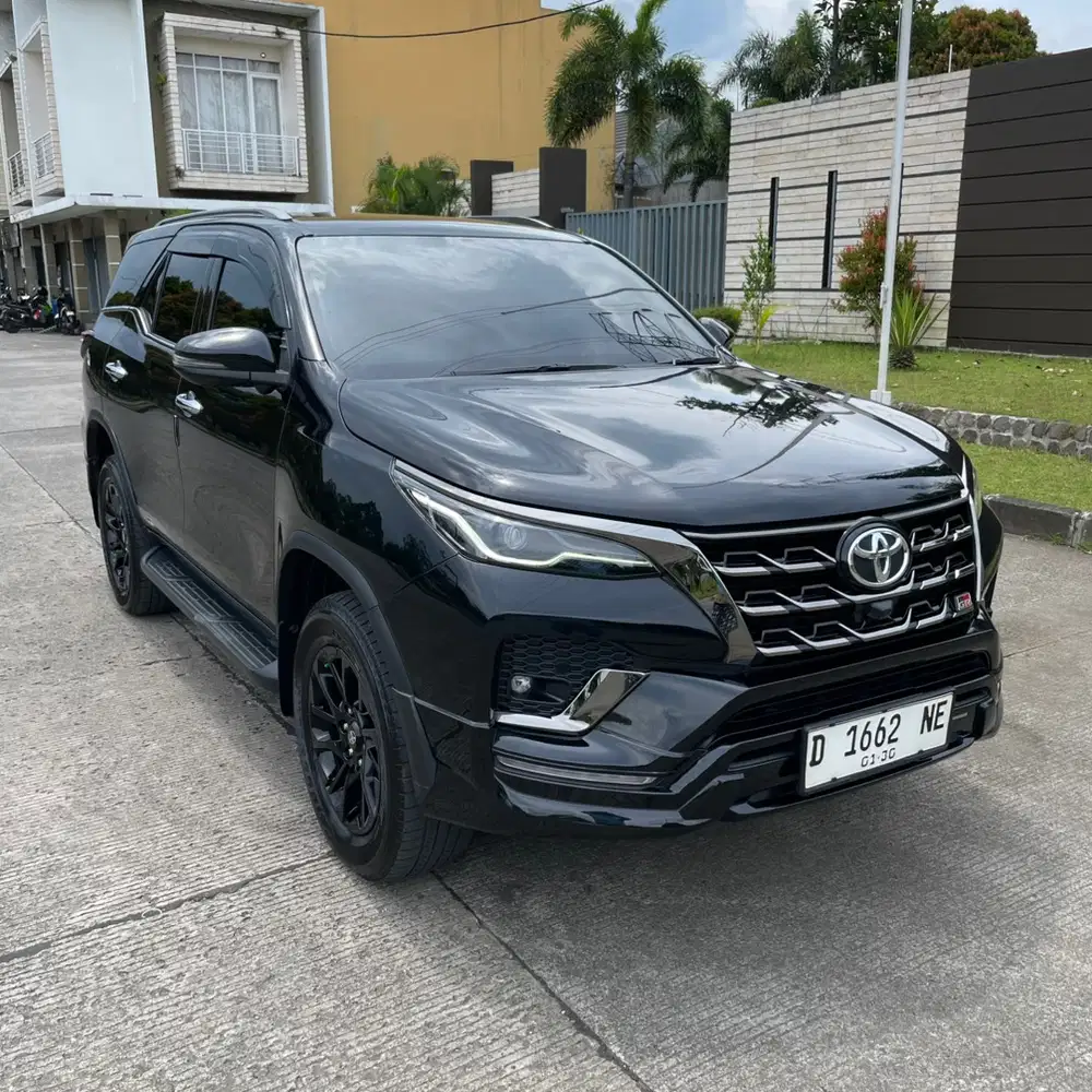 Toyota Fortuner GR 2.8 AT diesel 2022