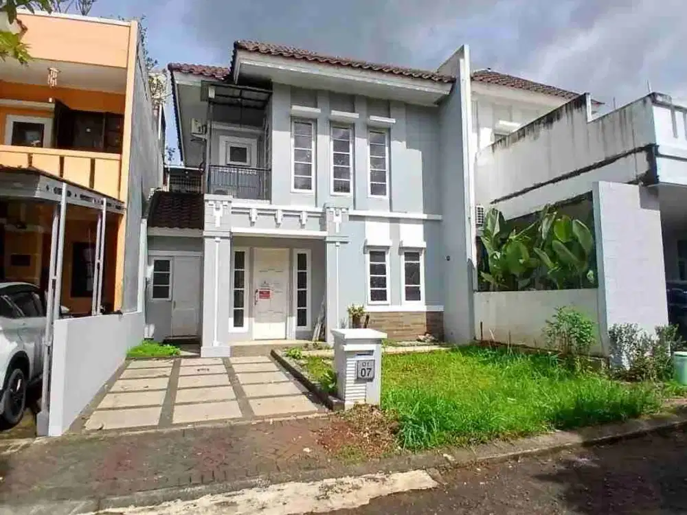 DISEWAKAN RUMAH DI LEGENDA WISATA CIBUBUR