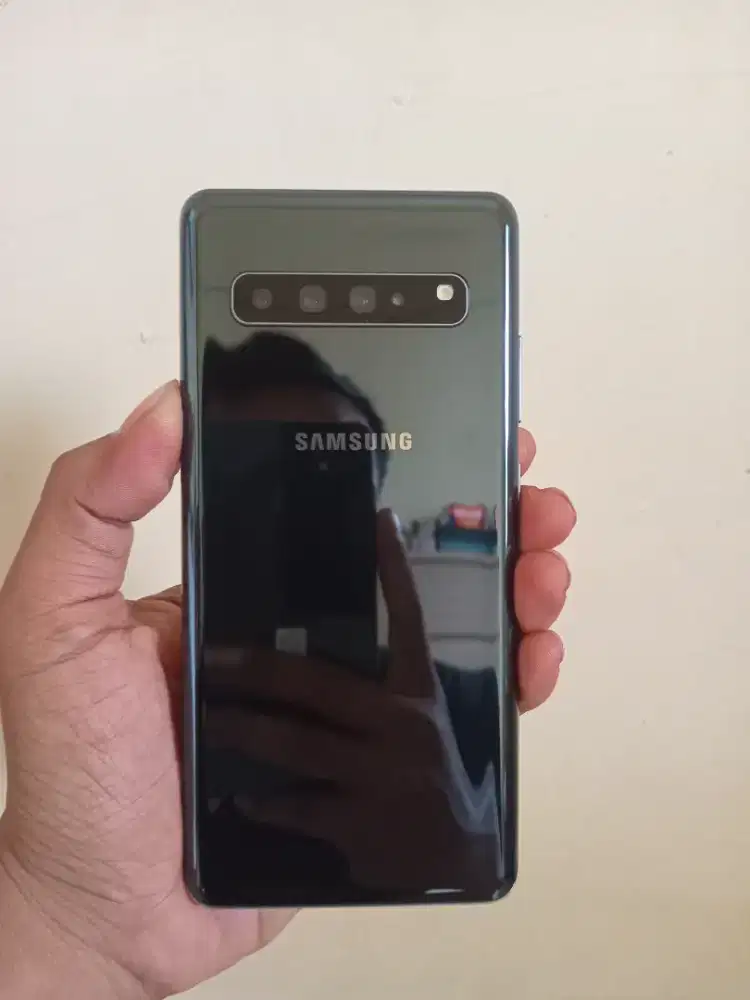 Samsung Galaxy S10 5G 512gb Fullset Mulus