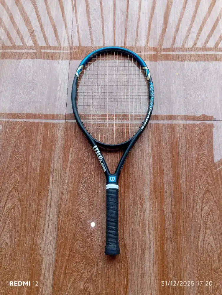 Raket tenis wilson hyper hammer