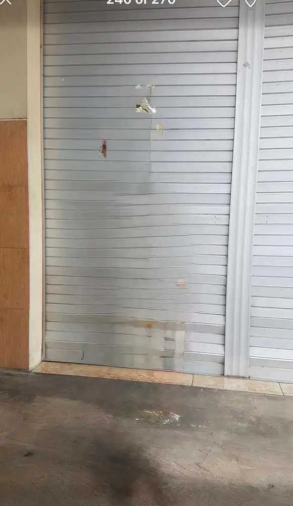 Rolling door 200x200 bagi 2 sama