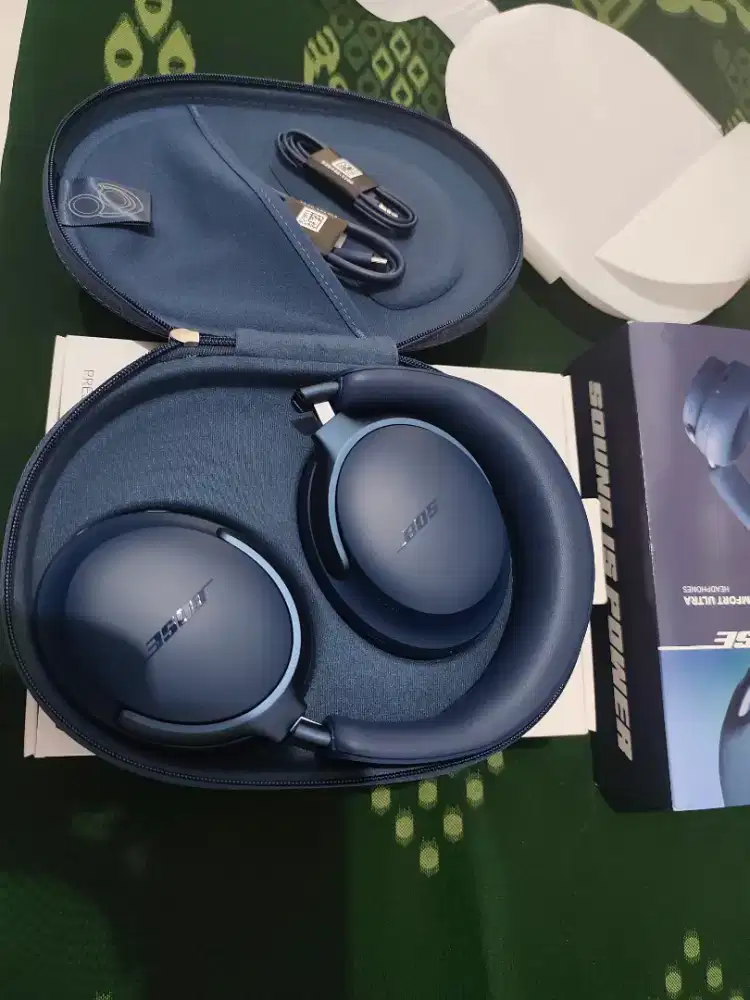 Bose QC Ultra Headphone ANC Premium Like New Ex Gift Rare Cond