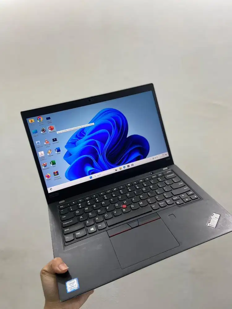 Lenovo ThinkPad X390 Core i7 RAM 16GB SSD 256GB Mulus