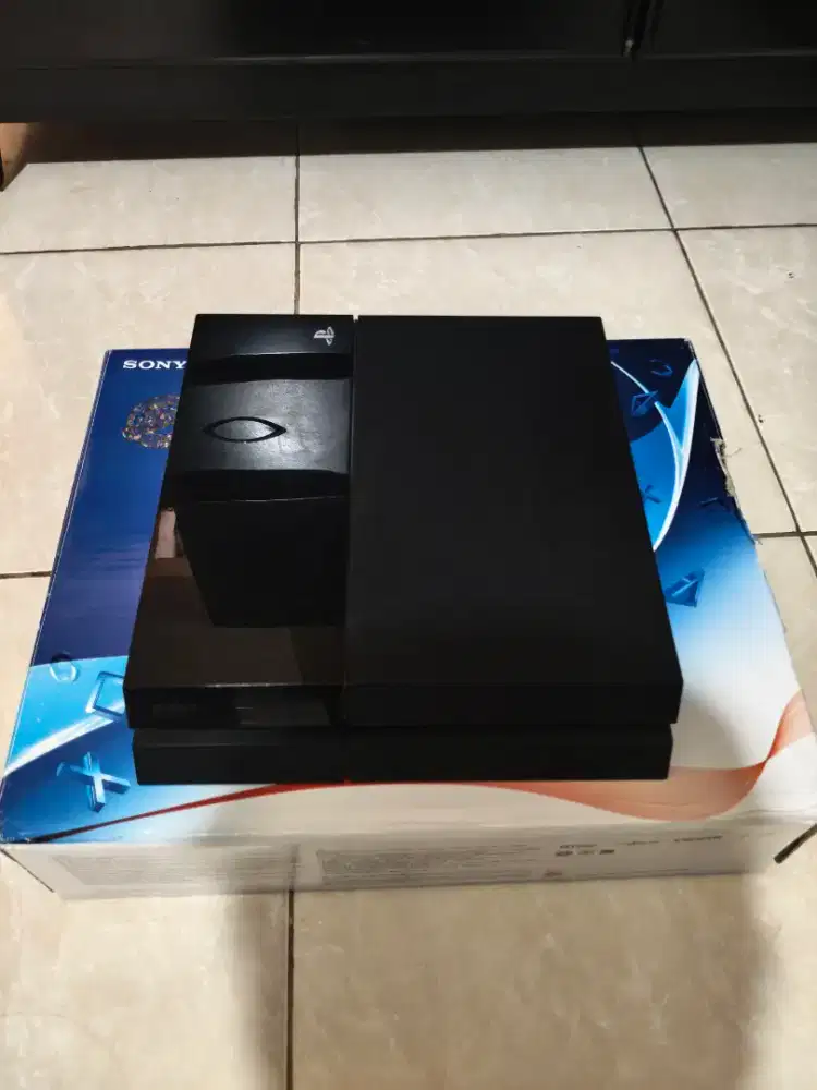 Playstation 4 fat