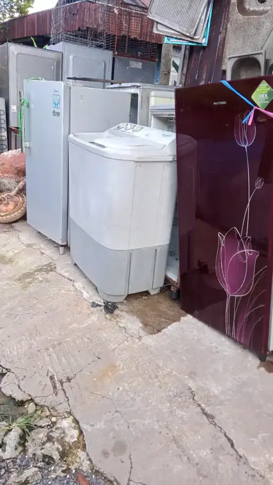 Beli yang mati dan Rusak kulkas dan mesin cuci 2 tabung