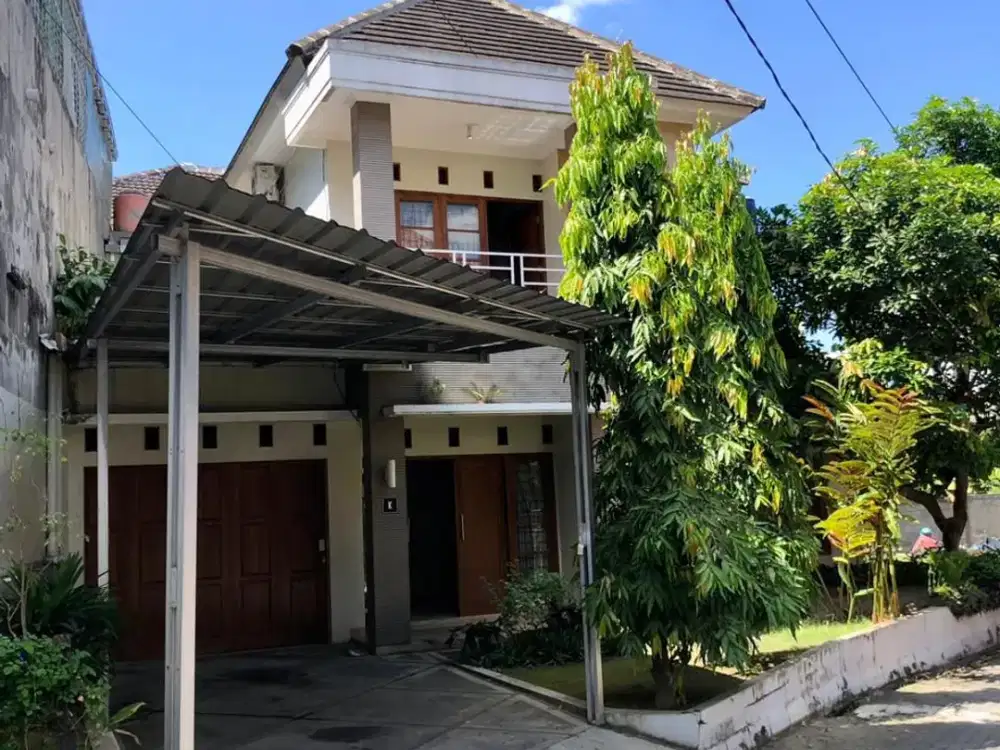 Dijual rumah siap huni 2 lantai dalam cluster lokasi  HOS cokrominoto tegalrejo yogyakarta