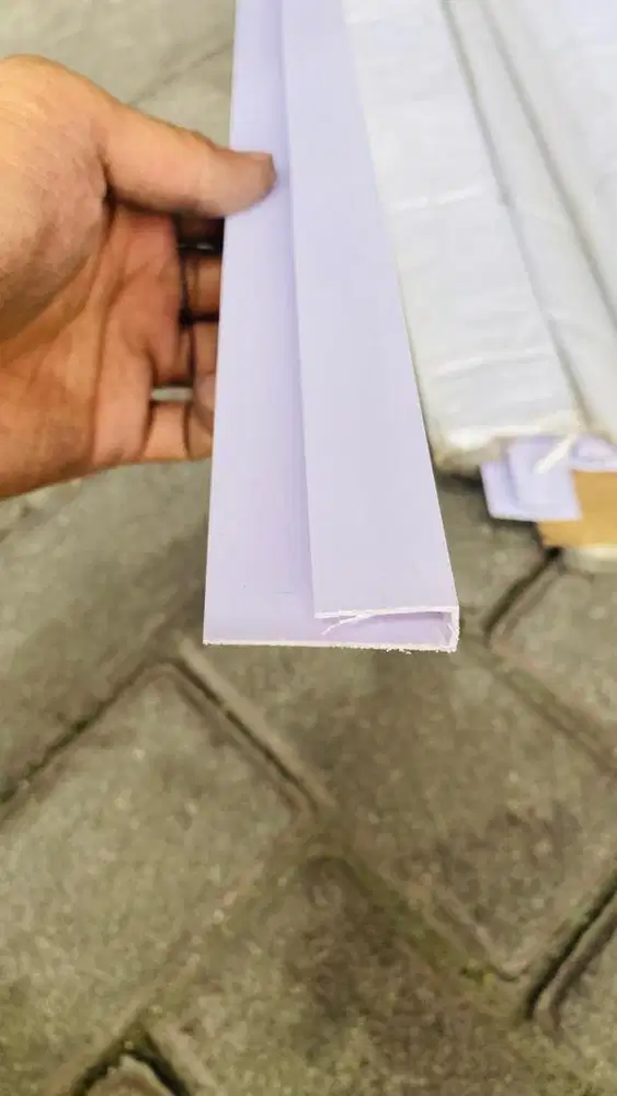 List plafon pvc 6cm x 4m