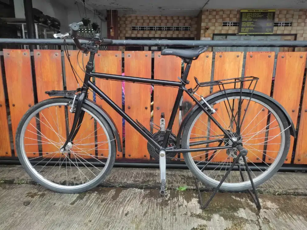 Jual sepeda bekas siap pakai