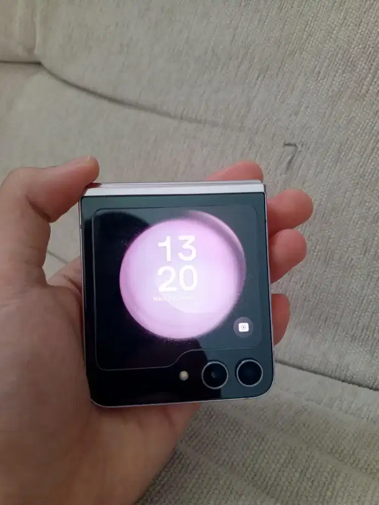 Samsung Galaxy Z Flip 5 5G 8/256GB Lavender , Ex Garansi Resmi