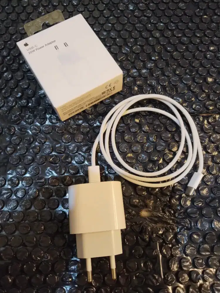 Charger iphone 15 C to C