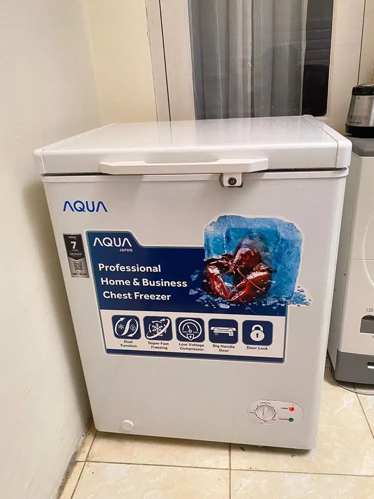 Freezer box aqua 105L