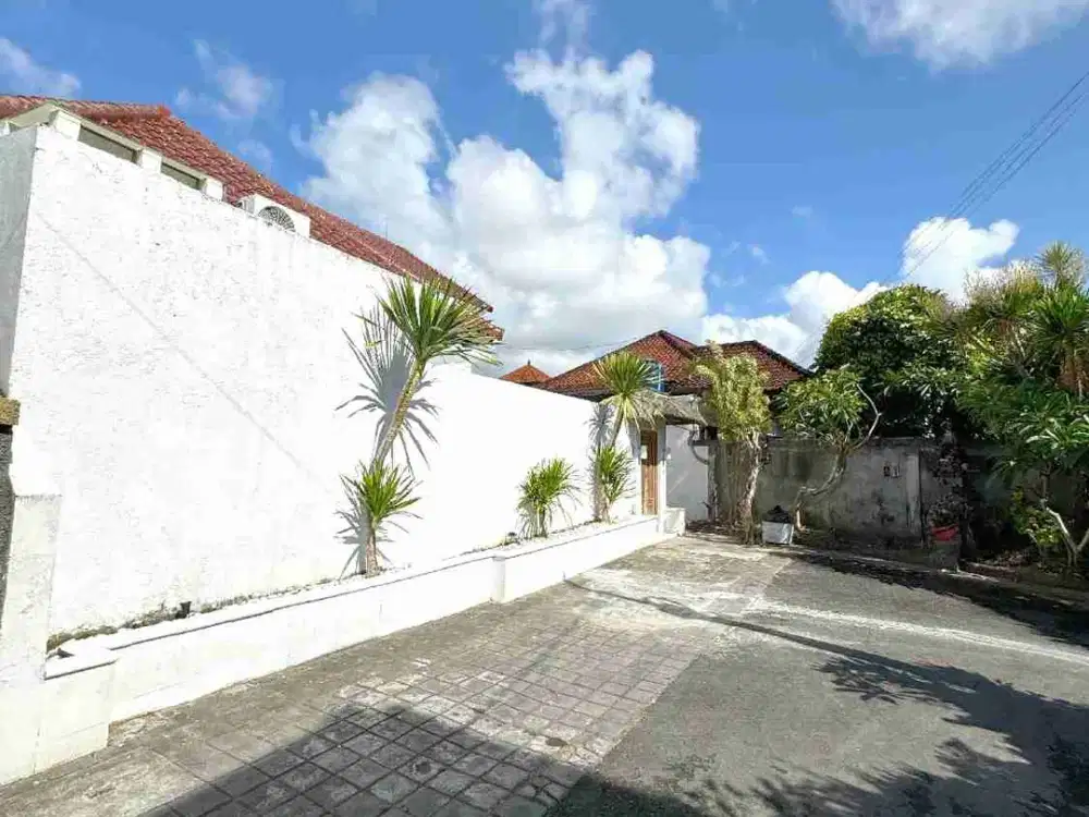 VILLA MODERN MINIMALIS DIKAWASAN DARMAWANGSA UNGASAN