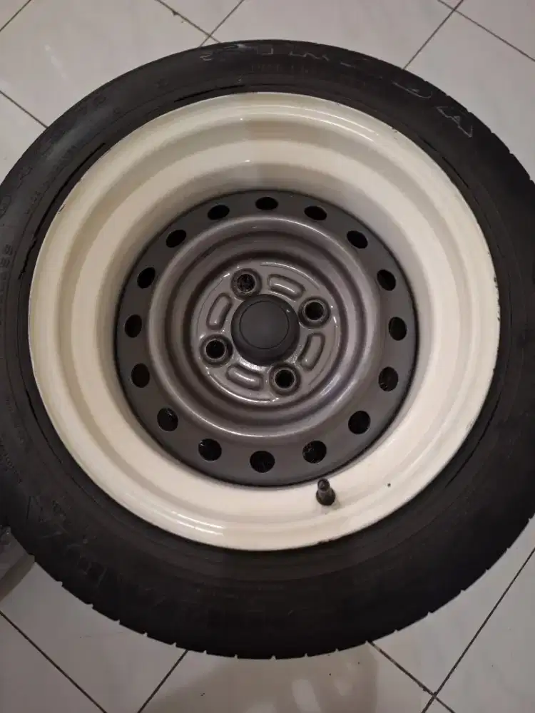 Velg custom karimun kotak R13