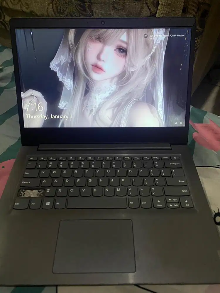 Laptop Lenovo V14 ADA