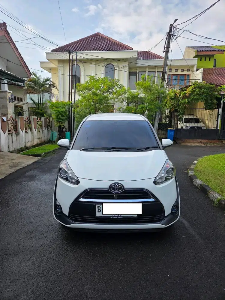 Toyota Sienta G CVT (2018)