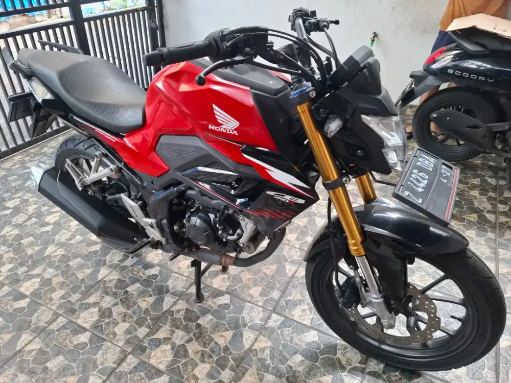 Km8rb pajak 4/2026, honda CB 150 R CW DD 2022 CB150R CB150 R CB 150R.
