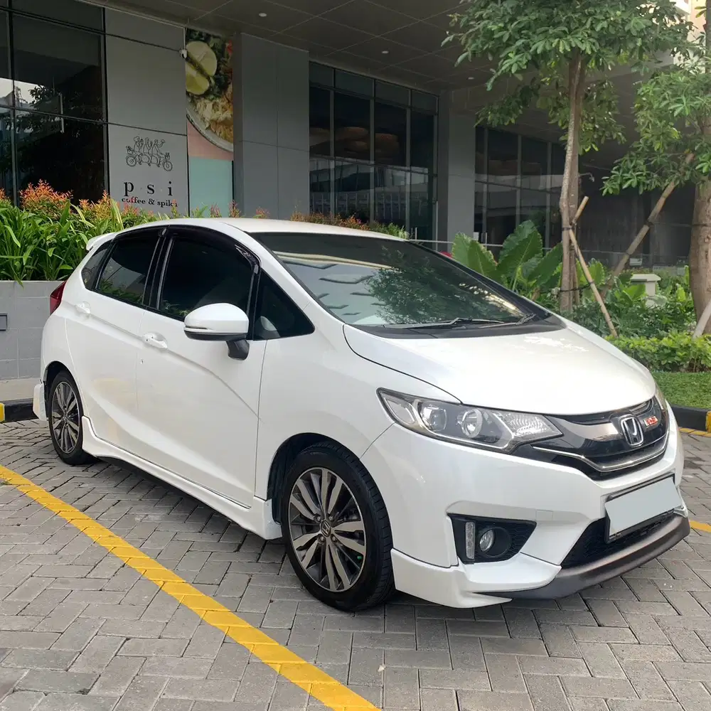 Honda Jazz RS CVT 2015 Istimewa Siap Pakai