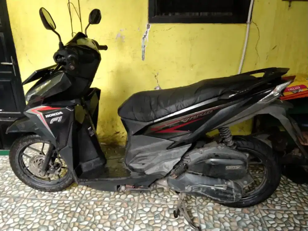 Di Jual motor Honda Vario 2016