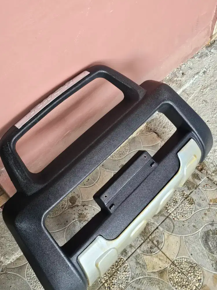 Bekas tanduk toyota rush