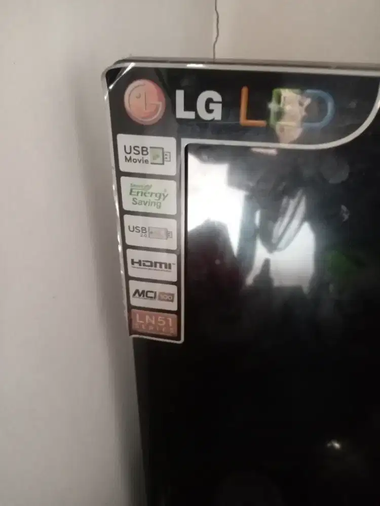 Di jual tv LG 32inch